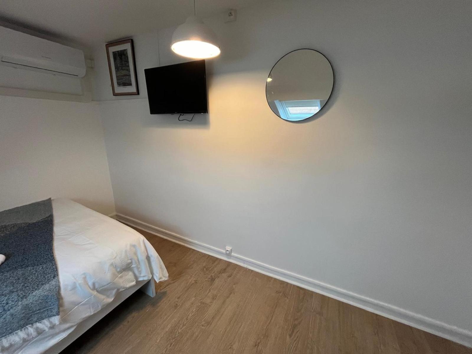 Chambre Tout Confort Hotel Limay Værelse billede